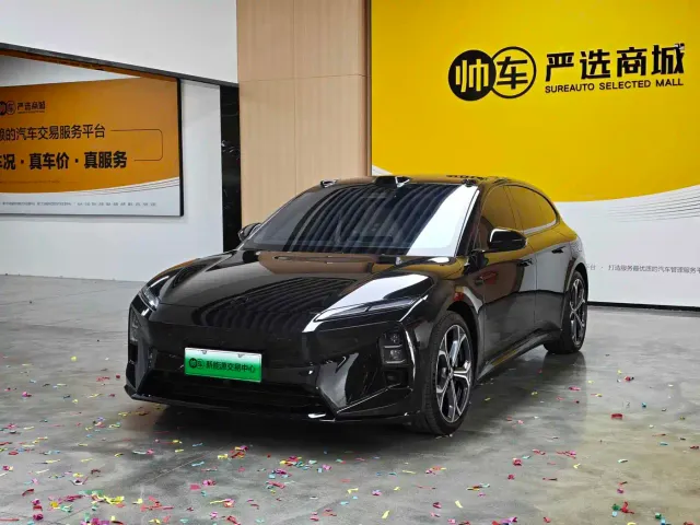 Фотография автомобиля — Nio ET5 Touring