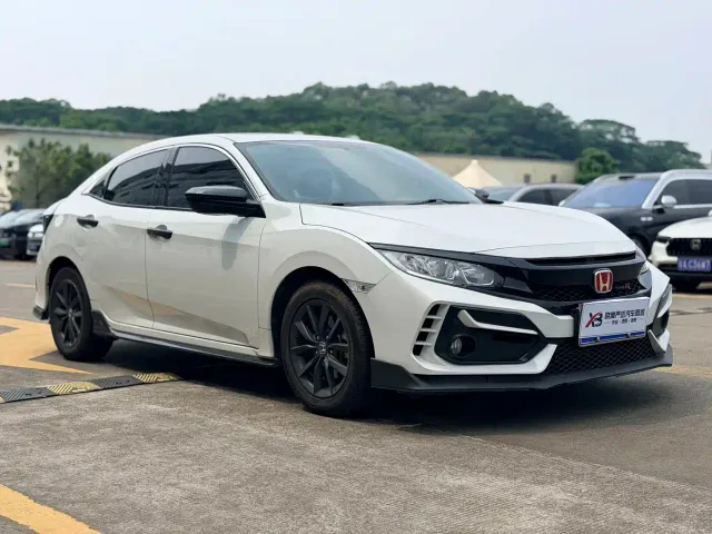 Honda Civic — Фото автомобиля 3