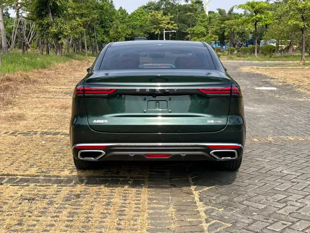 Geely Emgrand — Фото автомобиля 5