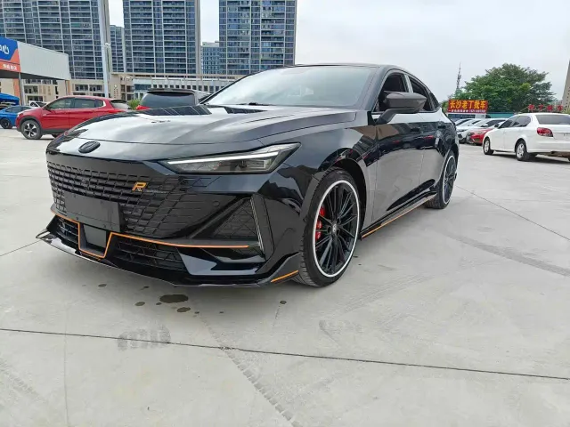 Фотография автомобиля — Changan UNI-V