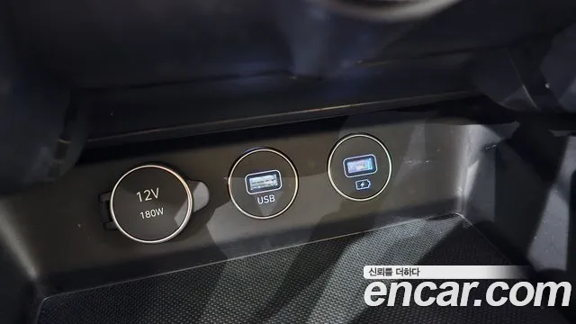 Genesis G70 New — Фото автомобиля 18