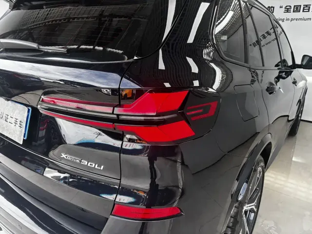 BMW X5 — Фото автомобиля 9