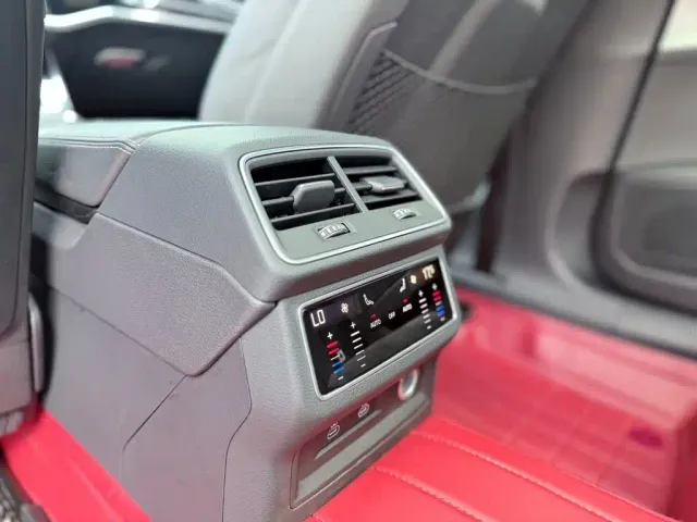 Audi A6L — Фото автомобиля 16