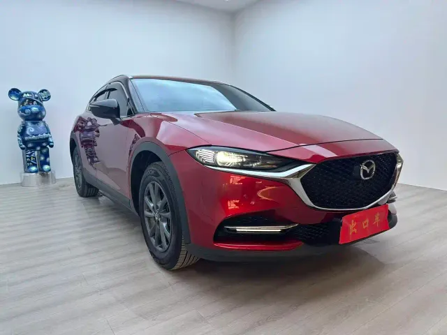 Mazda CX-4 — Фото автомобиля 4