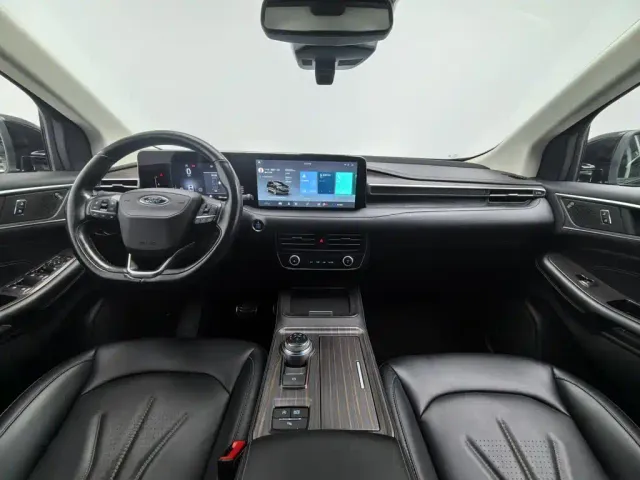Ford Edge — Фото автомобиля 5