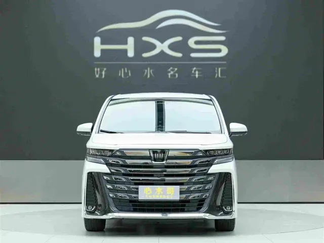Toyota Vellfire — Фото автомобиля 2