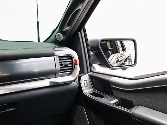 Ford F-150 Raptor — Фото автомобиля 19
