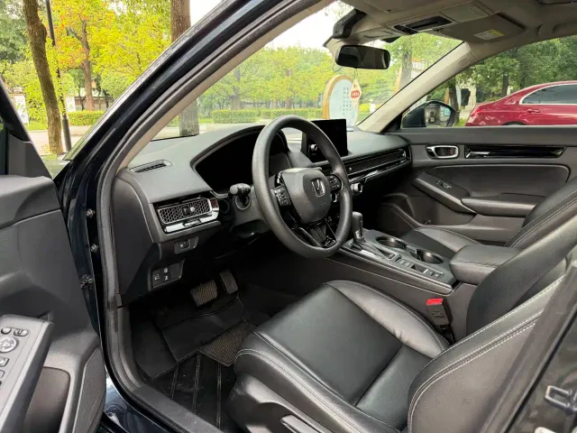 Honda Civic — Фото автомобиля 8