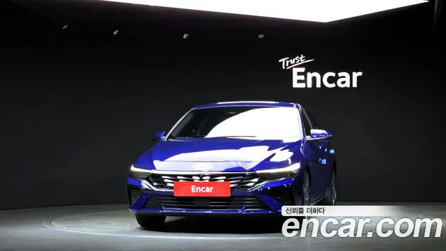 Hyundai Avante CN7 — Фото автомобиля 3