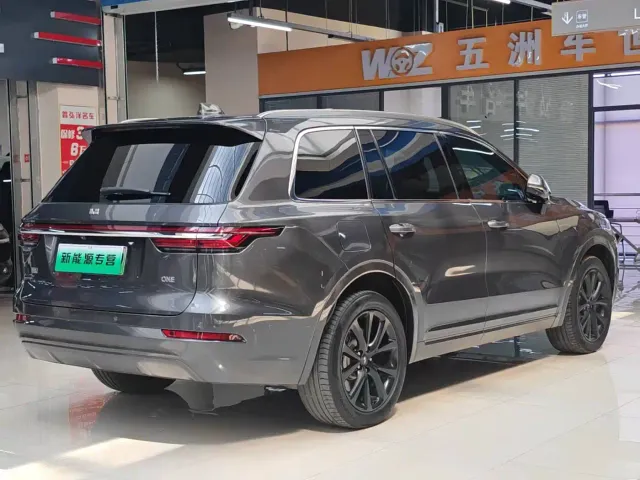 Li Auto ONE — Фото автомобиля 3