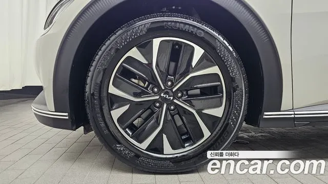 Kia EV6 — Фото автомобиля 5
