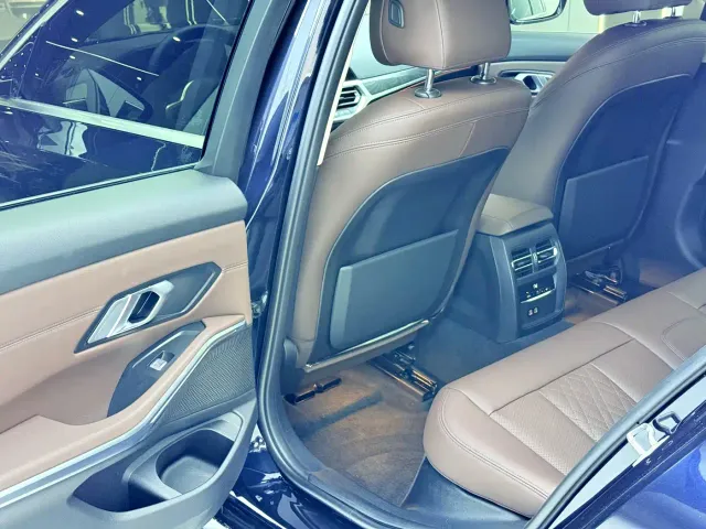 BMW 3 Series — Фото автомобиля 8