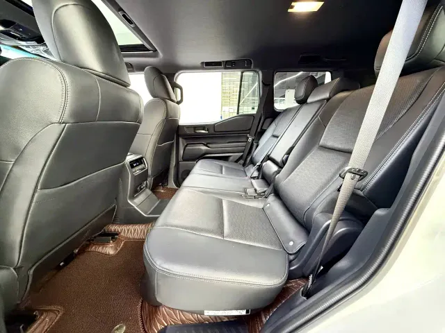 Toyota Prado — Фото автомобиля 13
