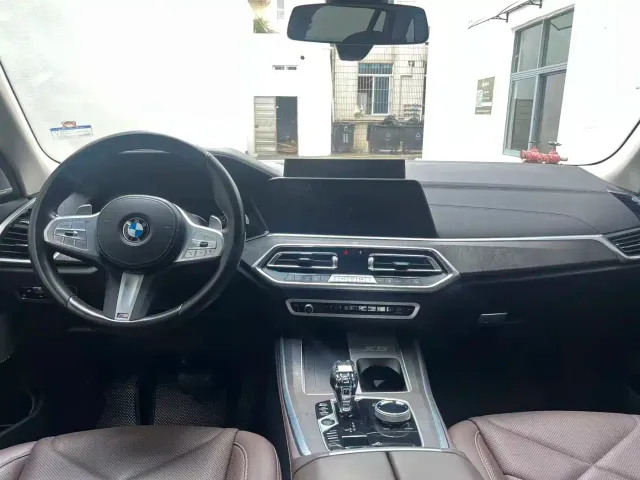 BMW X5 — Фото автомобиля 7