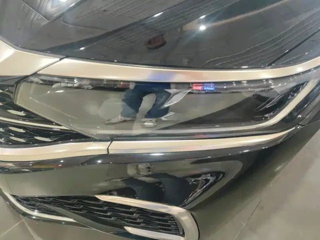 Volkswagen Passat — Фото автомобиля 5