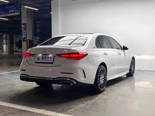 Mercedes-Benz C-Class — Фото автомобиля 11