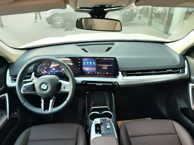 BMW X1 — Фото автомобиля 9