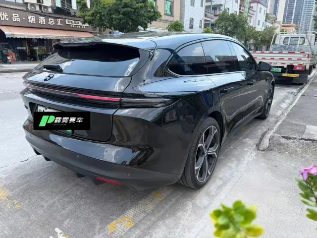 Nio ET5 Touring — Фото автомобиля 3