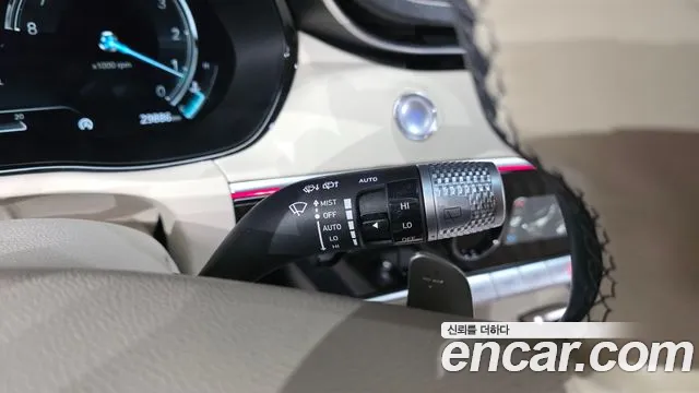 Genesis GV70 — Фото автомобиля 28