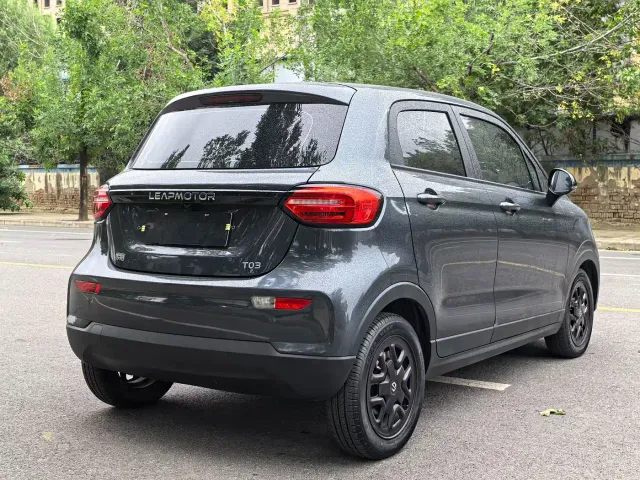 Leapmotor T03 — Фото автомобиля 9