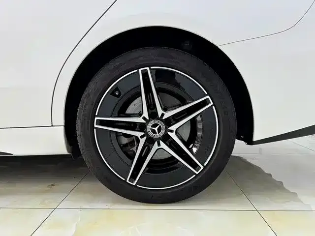 Mercedes-Benz C-Class — Фото автомобиля 16