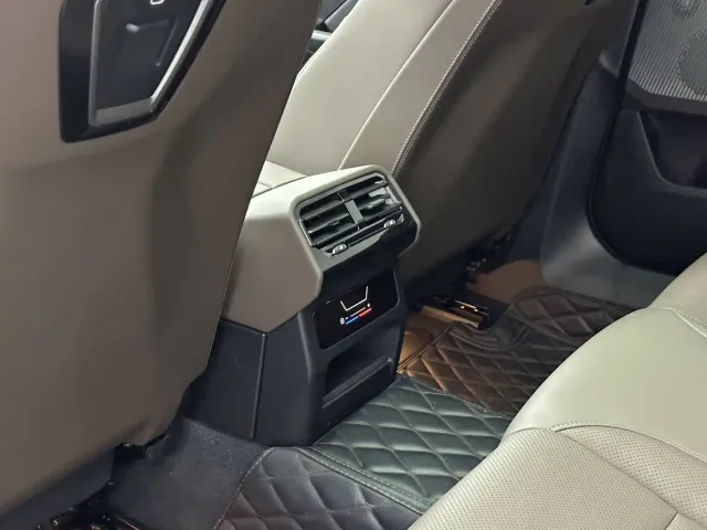 BMW 5 Series — Фото автомобиля 18