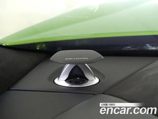 Lamborghini Urus — Фото автомобиля 18
