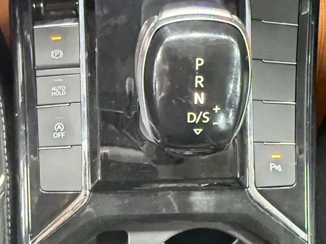 Volkswagen Passat — Фото автомобиля 10
