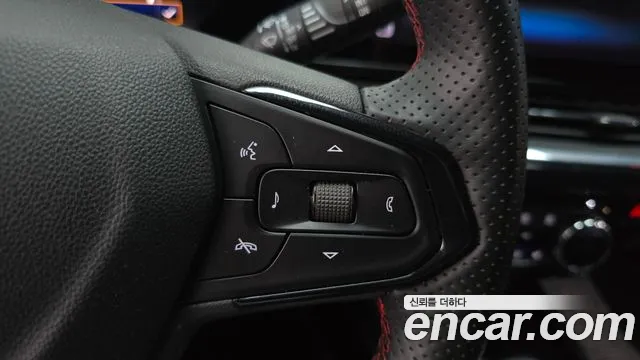 ChevroletGMDaewoo Trax Trax Кроссовер — Фото автомобиля 25
