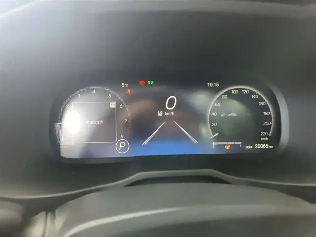 Toyota RAV4 — Фото автомобиля 7