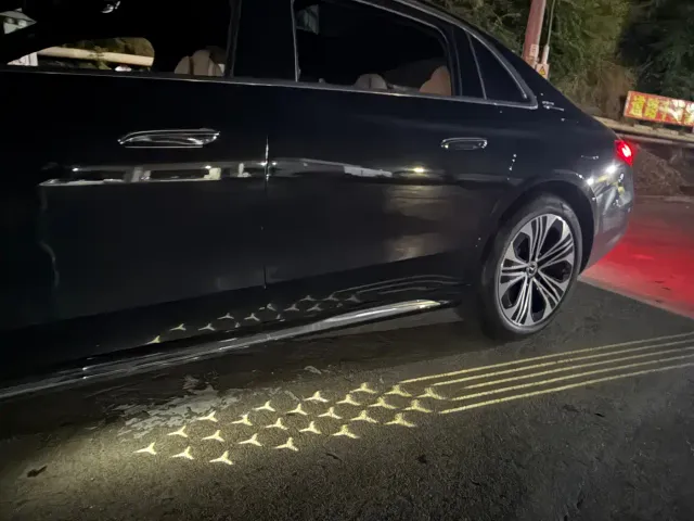 Mercedes-Benz E-Class — Фото автомобиля 6