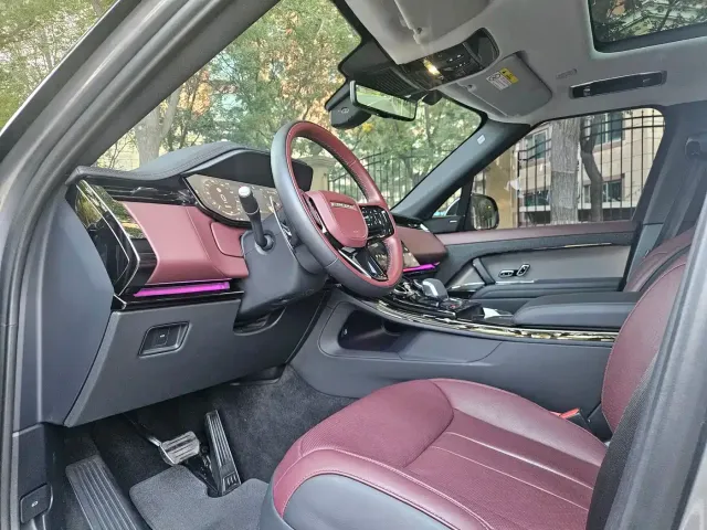 Land Rover Range Rover Sport — Фото автомобиля 6