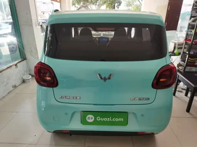 Wuling Hongguang Mini EV — Фото автомобиля 5