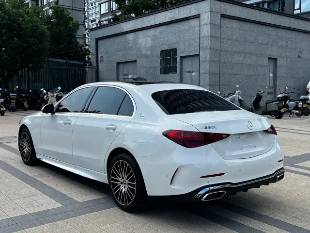 Mercedes-Benz C-Class — Фото автомобиля 15