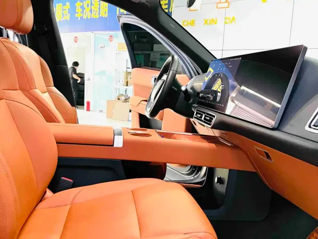 Li Auto L8 — Фото автомобиля 8