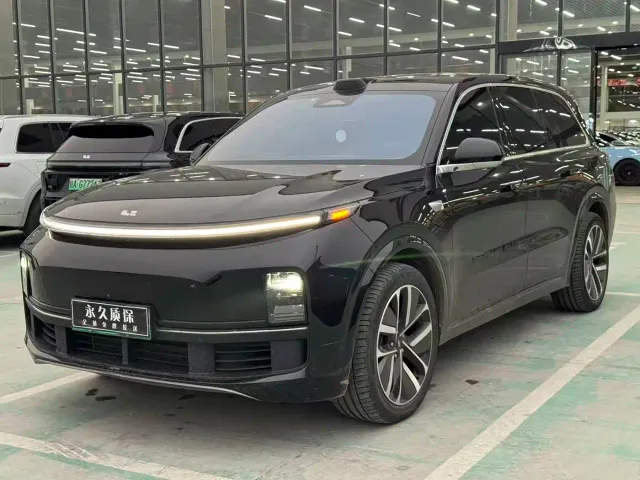 Фотография автомобиля — Li Auto L9