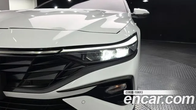 Hyundai Avante CN7 — Фото автомобиля 7