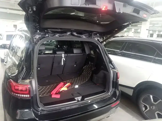 Mercedes-Benz GLB-Class — Фото автомобиля 14