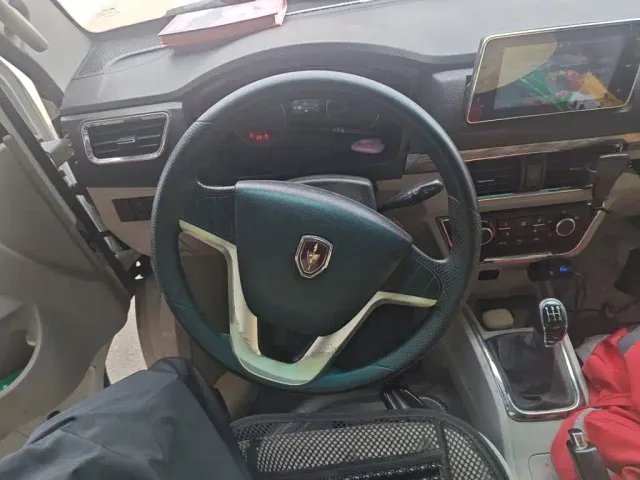 Jinbei New Hiace S — Фото автомобиля 2
