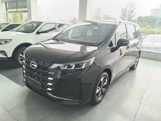 Фотография автомобиля — GAC Trumpchi M6