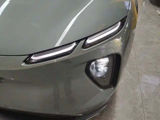 Nio EC6 — Фото автомобиля 23