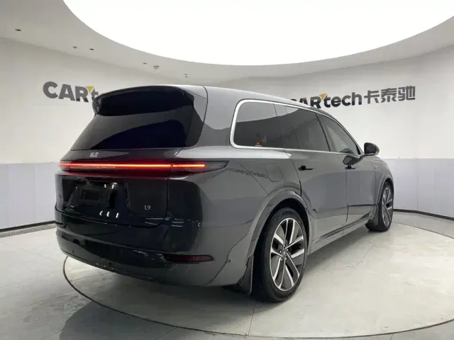Li Auto L9 — Фото автомобиля 5