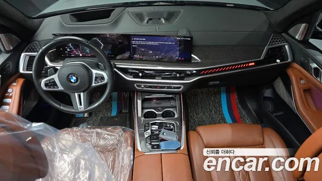 BMW X7 M60i xDrive M Sport 6 мест — Фото автомобиля 7