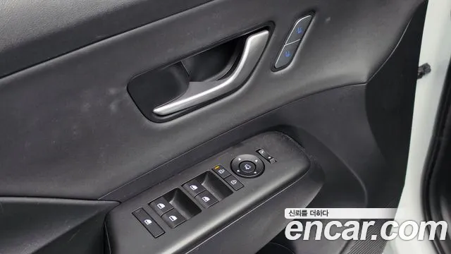 Hyundai Kona SX2 — Фото автомобиля 28