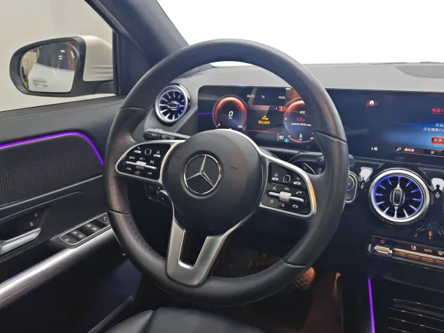 Mercedes-Benz GLA-Class — Фото автомобиля 16