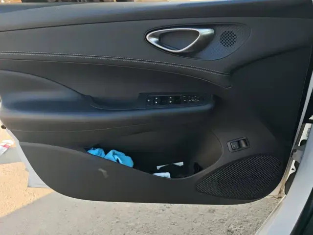 BYD Seal 05 DM-i — Фото автомобиля 7