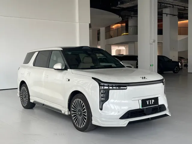 IM Motors LS8 — Фото автомобиля 3