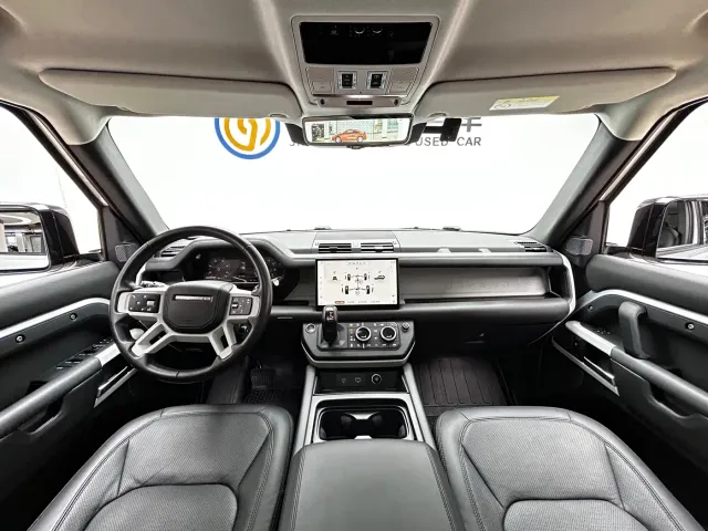Land Rover Defender — Фото автомобиля 17