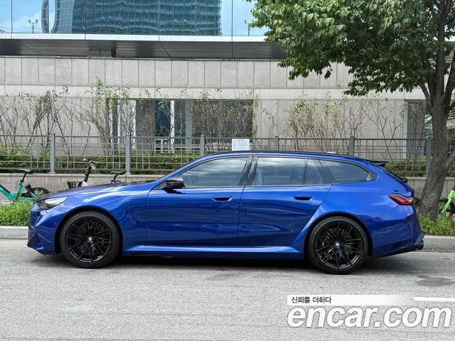 BMW M5 G90 — Фото автомобиля 4