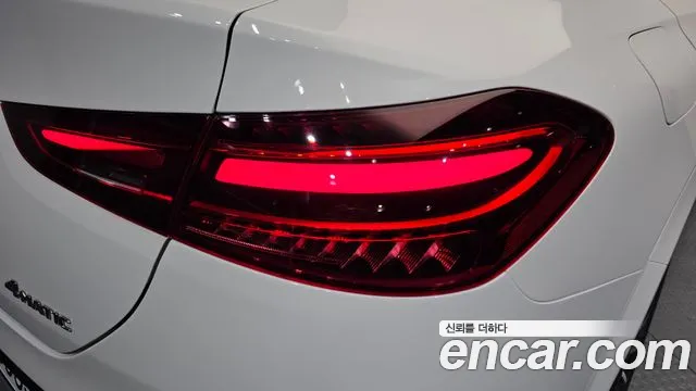 Mercedes-Benz GLE-Class — Фото автомобиля 8